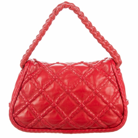 CHANEL HIDDEN CHAIN LOGO HANDBAG - Picture 2 of 8